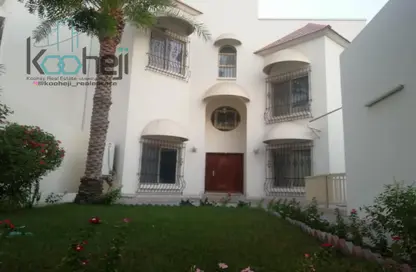 Villa - 4 Bedrooms - 5 Bathrooms for rent in Tubli - Central Governorate
