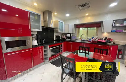 Villa - 6 Bedrooms - 6 Bathrooms for sale in Nuwaidrat - Central Governorate Villa - 6 Bedrooms - 6 Bathrooms for sale in Nuwaidrat - Central Governorate