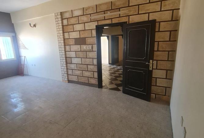 953388 - Property Image 3