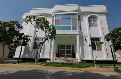 Villa - 4 Bedrooms - 5 Bathrooms for rent in Adliya - Manama - Capital Governorate