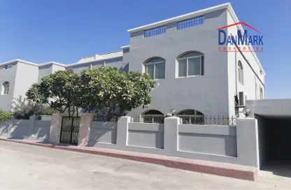 Villa - 5 Bedrooms - 5 Bathrooms for rent in Janabiya - Northern Governorate