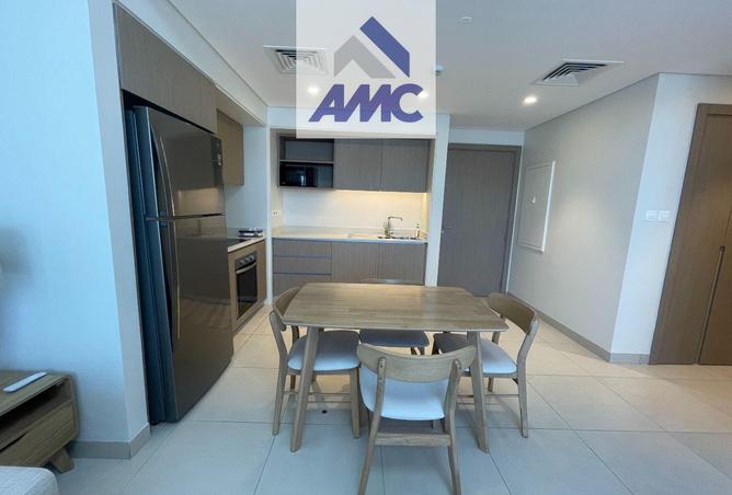 957717 - Property Image 2