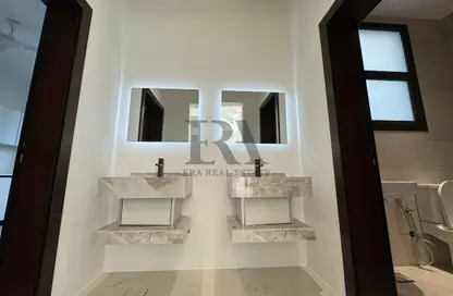 Villa - 4 Bedrooms - 7 Bathrooms for sale in Mozoon - Diyar Al Muharraq - Muharraq Governorate