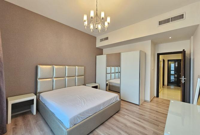 953646 - Property Image 2