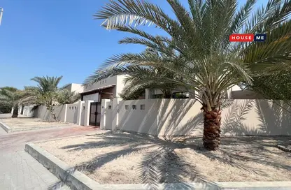 Villa - 3 Bedrooms - 4 Bathrooms for rent in Sanad - Central Governorate