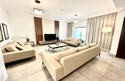 Villa - 4 Bedrooms - 4 Bathrooms for rent in Al Juffair - Capital Governorate