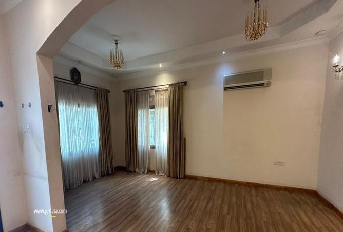 959618 - Property Image 2