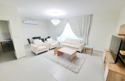 Apartment - 2 Bedrooms - 2 Bathrooms for rent in Segaya - Manama - Capital Governorate