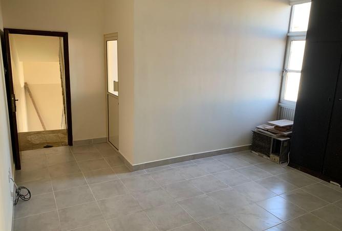 957329 - Property Image 2