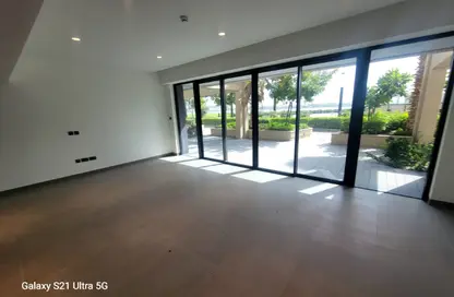 Villa - 3 Bedrooms - 5 Bathrooms for sale in Amwaj Beachfront - Amwaj Islands - Muharraq Governorate
