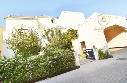 Villa - 4 Bedrooms - 6 Bathrooms for rent in Janabiya - Northern Governorate