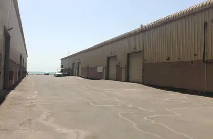 Warehouse - Studio - 1 Bathroom for rent in Hidd - Muharraq Governorate