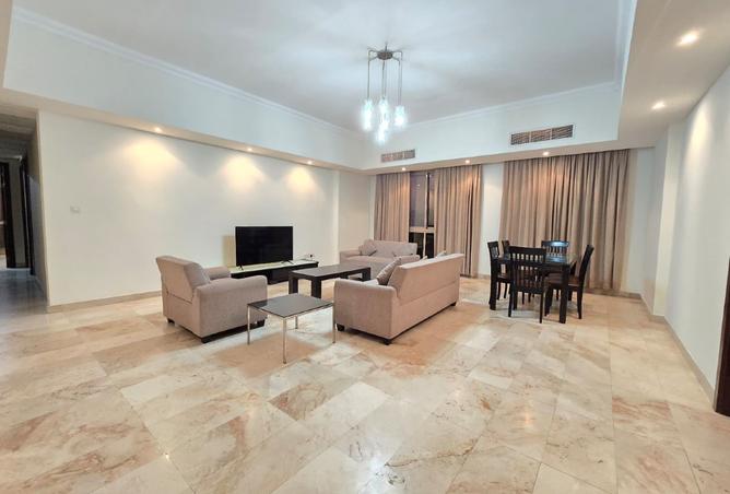 960513 - Property Image 2