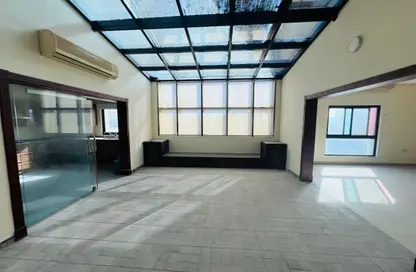 Apartment - 2 Bedrooms - 3 Bathrooms for rent in Bu Kowarah - Riffa - Southern Governorate