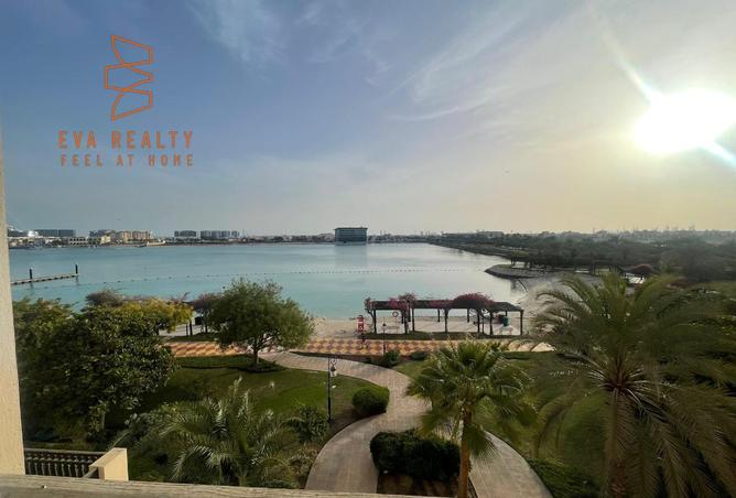 955218 - Property Image 2