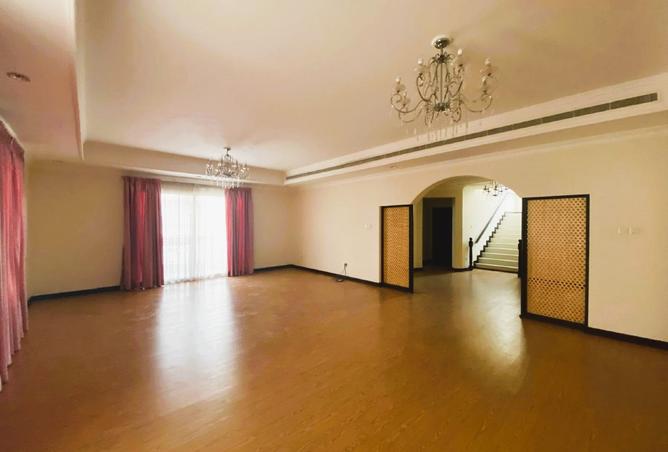 960707 - Property Image 3