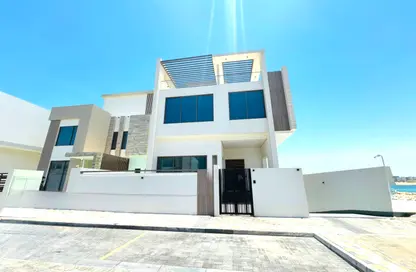 Villa - 6 Bedrooms - 7+ Bathrooms for sale in Dareena - Dilmunia Island - Muharraq Governorate