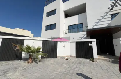 Villa - 7 Bedrooms - 7+ Bathrooms for sale in Hamala - Northern Governorate