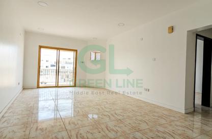 Apartment - 2 Bedrooms - 2 Bathrooms for rent in West Riffa - Riffa - Southern Governorate