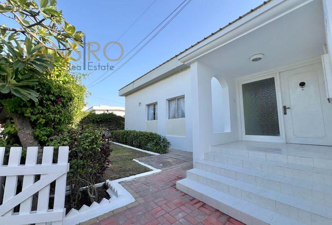 987568 - Property Image 2