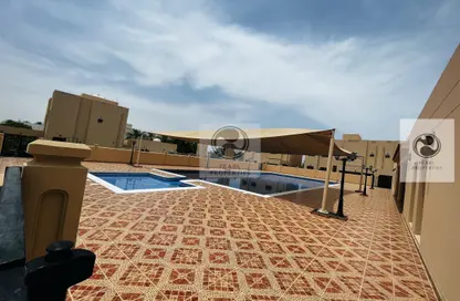 فيلا - 4 غرف نوم - 4 حمامات للايجار في الجنبية - المحافظة الشمالية