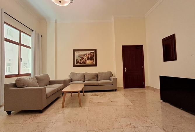 954879 - Property Main Image