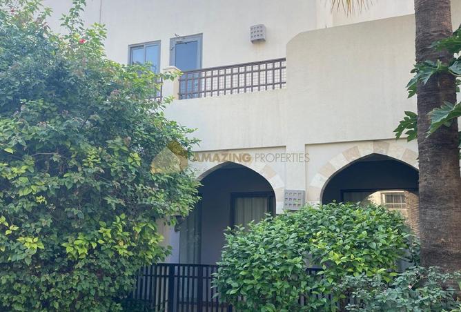 985001 - Property Image 2