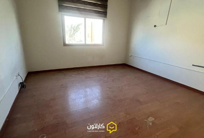 986350 - Property Image 3