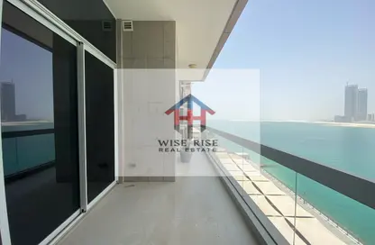 Apartment - 3 Bedrooms - 3 Bathrooms for rent in Reef Island - Capital Governorate
