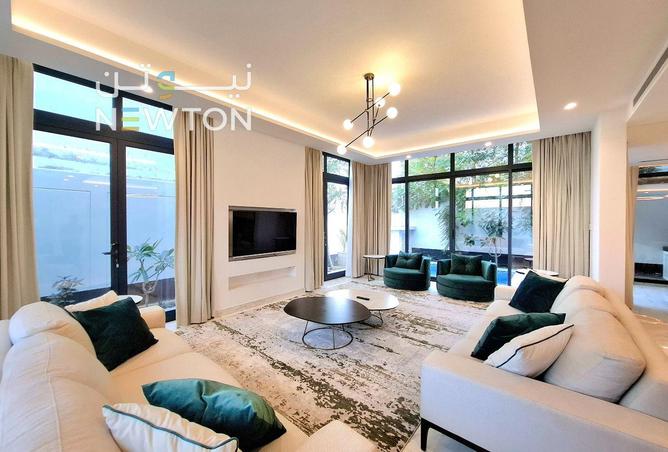 987569 - Property Image 3