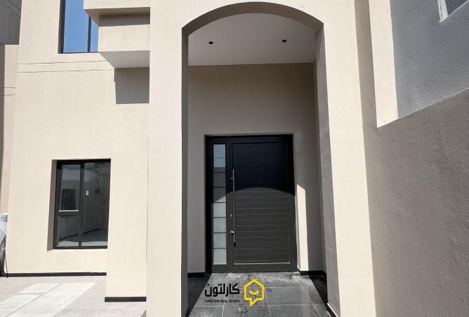 972316 - Property Image 3