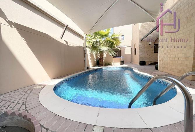 989204 - Property Main Image