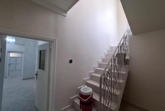 953726 - Property Image 2
