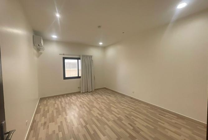 973168 - Property Image 3