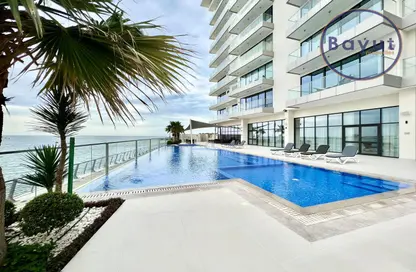 Pool image for: Apartment - 2 Bedrooms - 3 Bathrooms for sale in Reef Island - Capital Governorate, Image 1