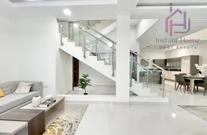 فيلا - 4 غرف نوم - 5 حمامات للبيع في الحد - المحرق