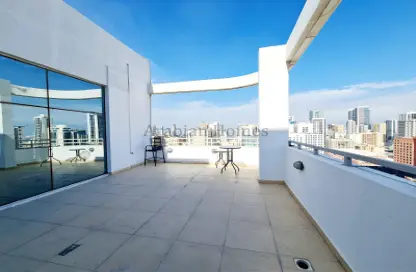 Penthouse - 4 Bedrooms - 5 Bathrooms for rent in Al Juffair - Capital Governorate