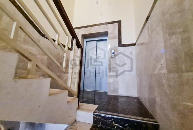 738085 - Property Image 2