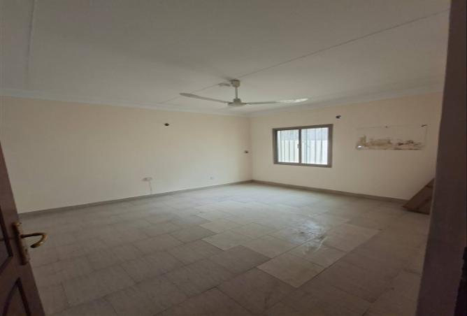 981591 - Property Image 3