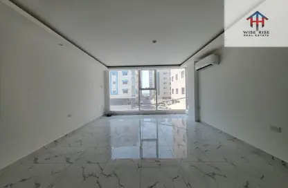 Apartment - 3 Bedrooms - 3 Bathrooms for rent in Hidd - Muharraq Governorate