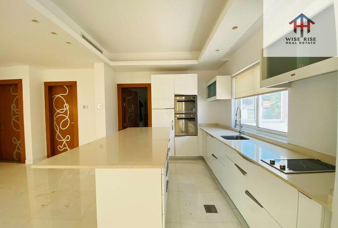 966272 - Property Image 2