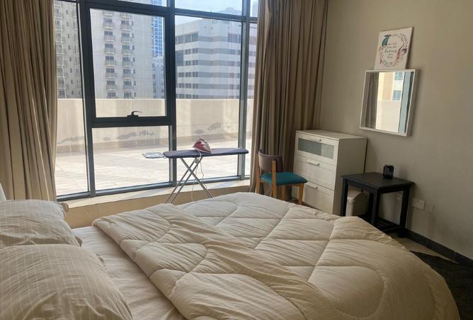 982129 - Property Image 3