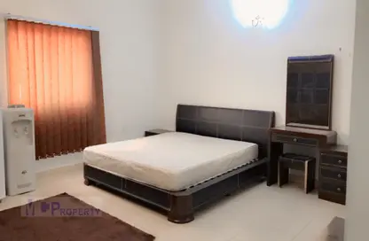 Room / Bedroom image for: Apartment - 1 Bathroom for rent in Shakhura - Northern Governorate, Image 1
