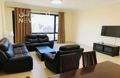 Apartment - 2 Bedrooms - 2 Bathrooms for rent in Mahooz - Manama - Capital Governorate