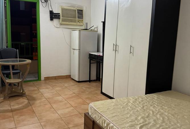 960373 - Property Image 2