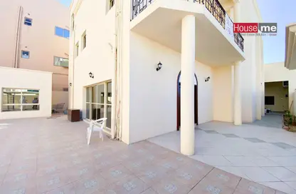 Terrace image for: Villa - 4 Bedrooms - 5 Bathrooms for rent in Zinj - Manama - Capital Governorate, Image 1