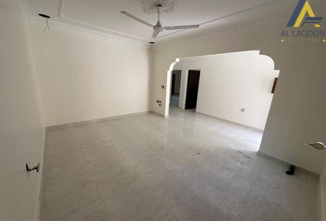 981102 - Property Main Image