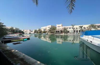 فيلا - 3 غرف نوم - 4 حمامات للبيع في مدينة المرسى - أمواج - المحرق