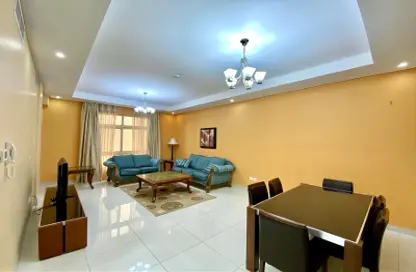 Apartment - 2 Bedrooms - 2 Bathrooms for rent in Mahooz - Manama - Capital Governorate