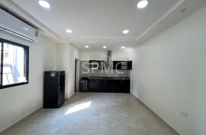 Apartment - Studio - 1 Bathroom for rent in Janabiya - Northern Governorate Apartment - Studio - 1 Bathroom for rent in Janabiya - Northern Governorate